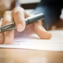 Niezdany egzamin zawodowy? Masz prawo do poprawki i nowe szanse!