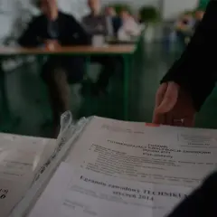 Zdać egzamin zawodowy? Sprawdź progi: 50% pisemny, 75% praktyczny